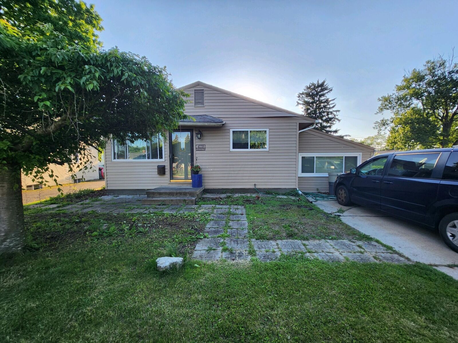 Property Photo:  4139 Ashgrove Drive  OH 43123