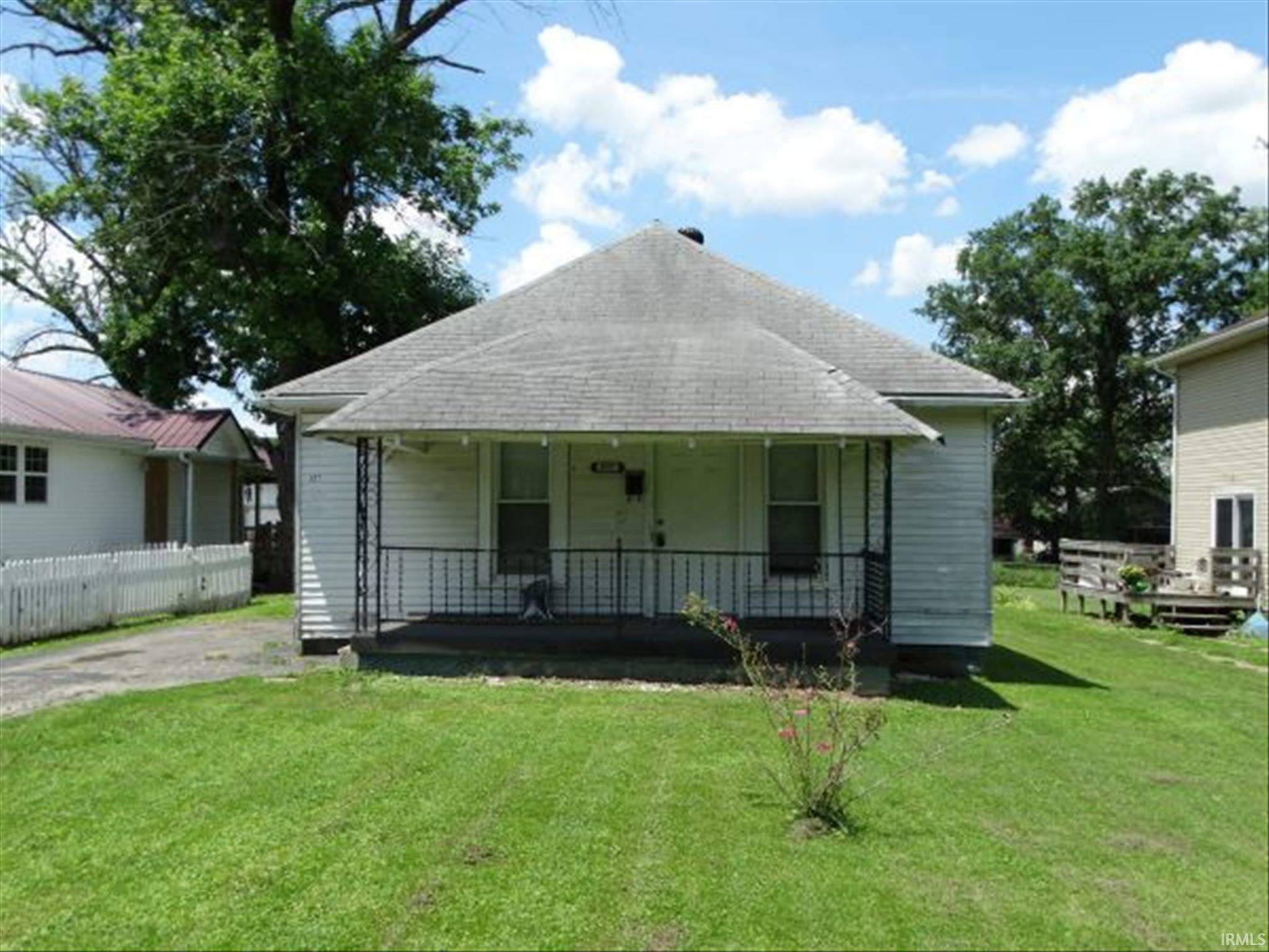 Property Photo:  427 S Gibson Street  IN 47660 