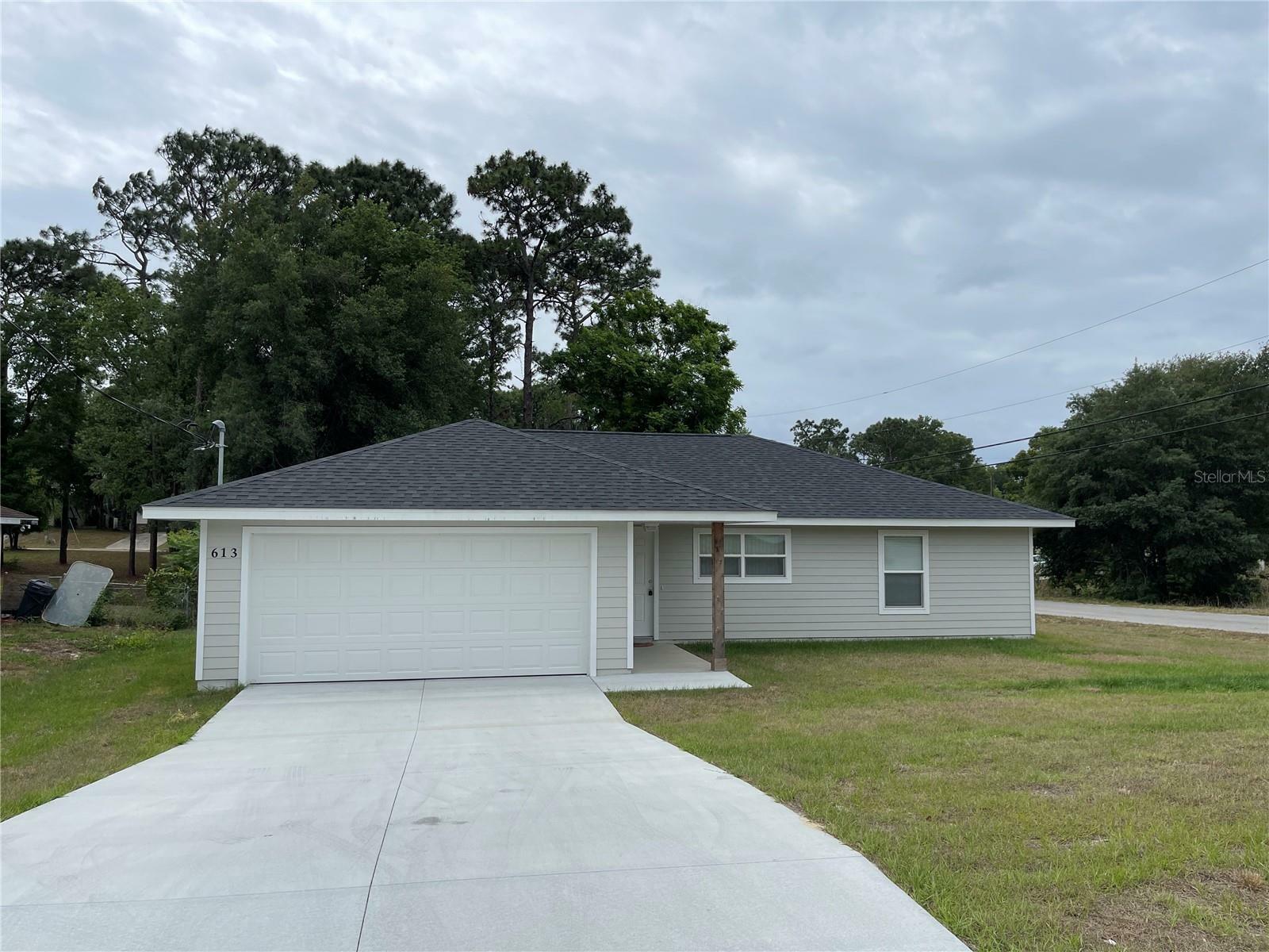 Property Photo:  613 Eden Drive  FL 34452 