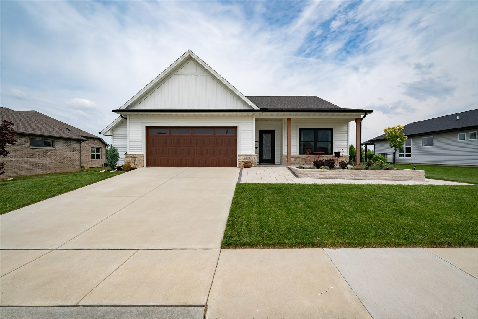 Property Photo:  2616 Shale Road  IL 61761 