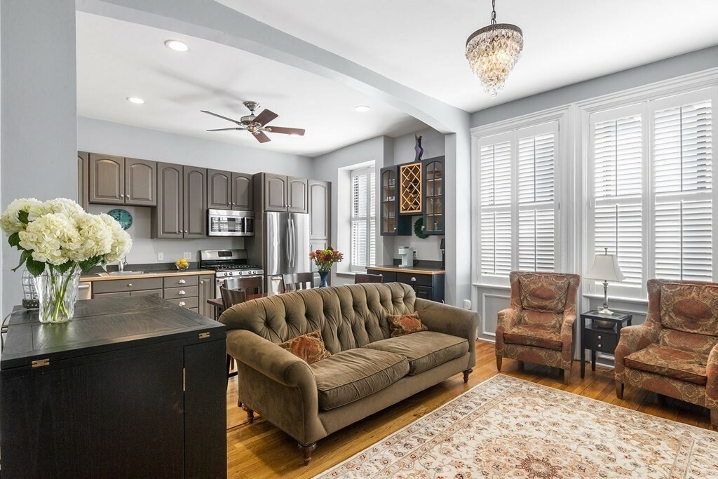Property Photo:  9 S Russell 4  MA 02114 