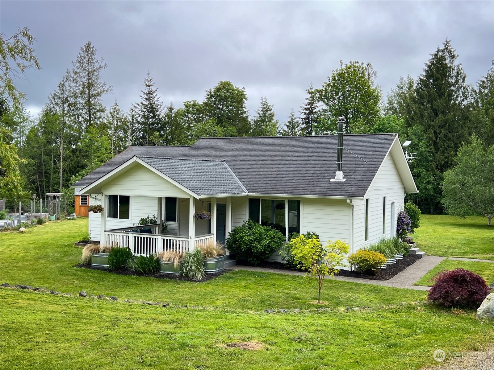 Property Photo:  222 Dena Lane  WA 98325 