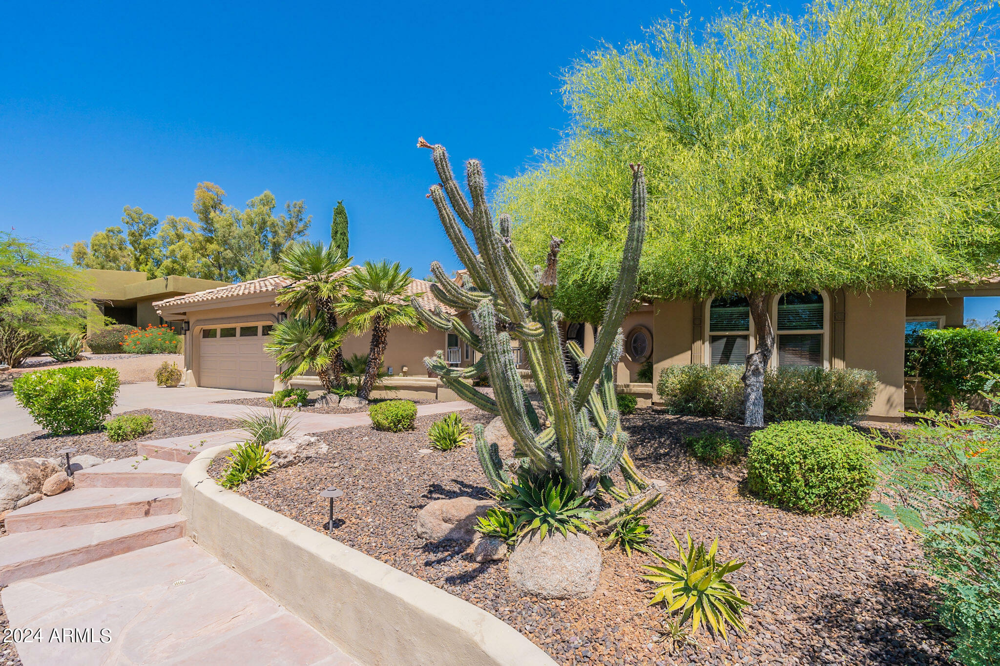 Property Photo:  10422 N Demaret Drive  AZ 85268 