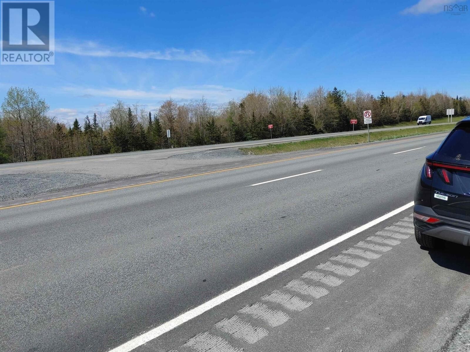 Property Photo:  Acreage No.102 Highway, Hubley Road  NS B2S 2L1 