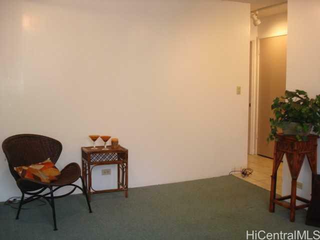 Property Photo:  1401 Lusitana Street 304  HI 96813 