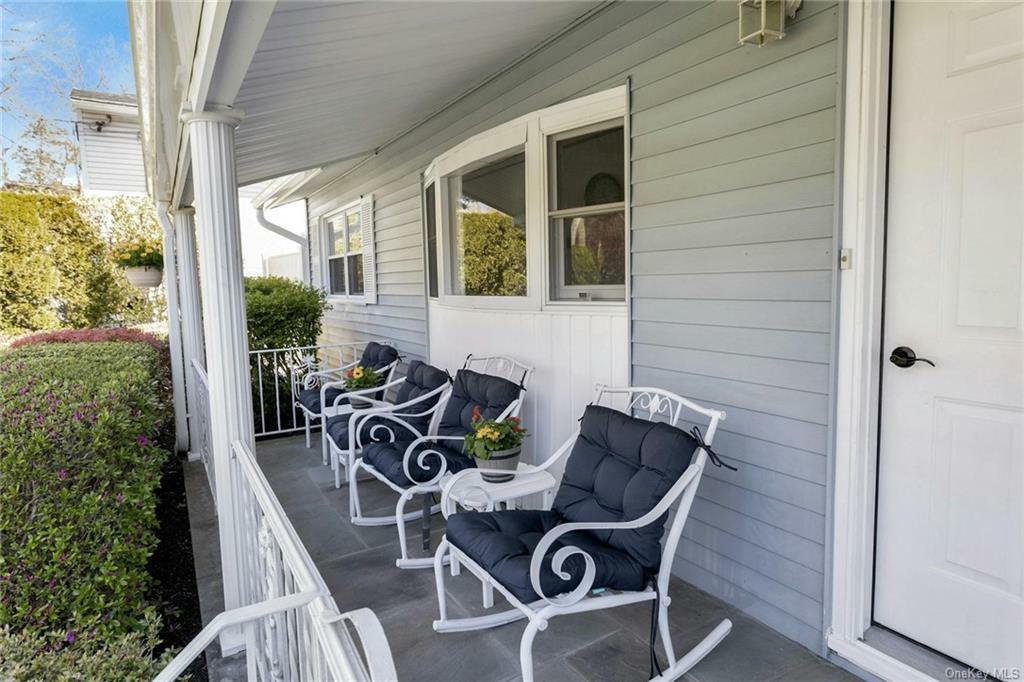 Property Photo:  15 Birch Lane  NY 10567 