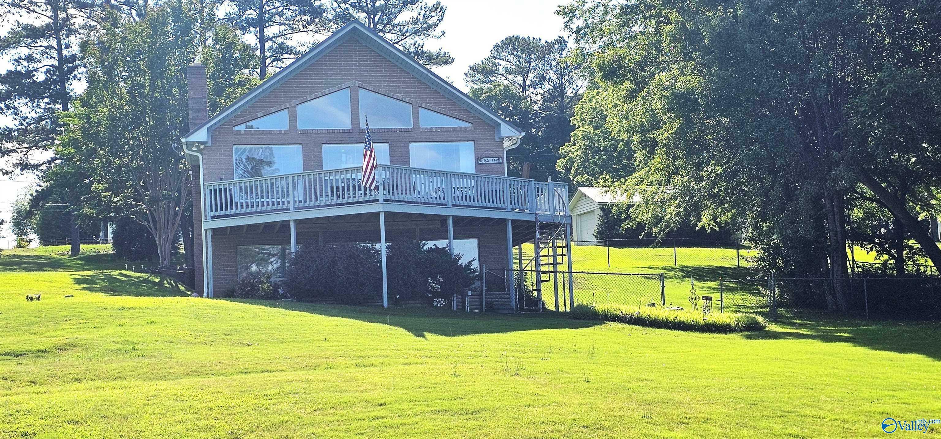 Property Photo:  140 County Road 371  AL 35960 