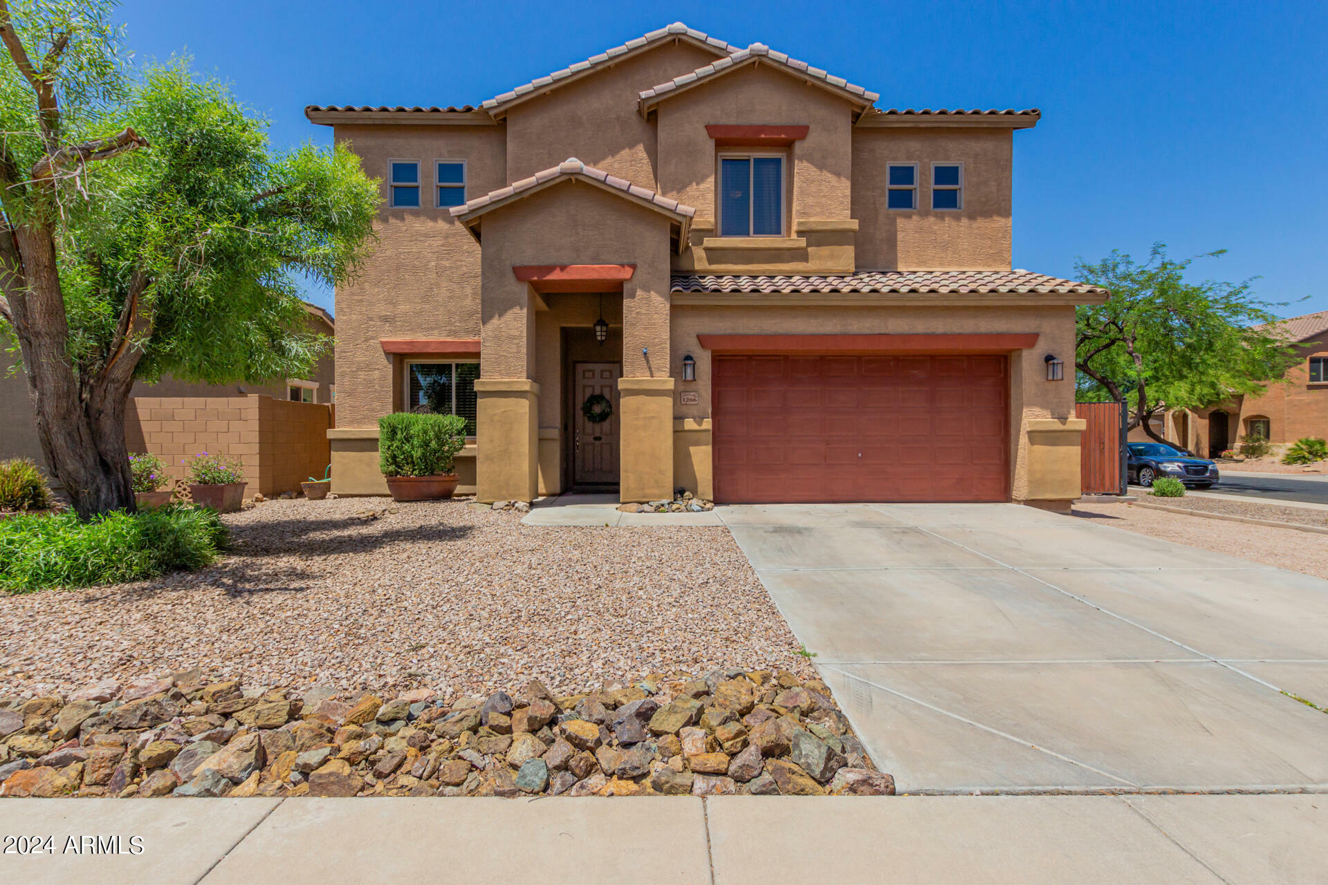 Property Photo:  1266 E Prickly Pear Street  AZ 85122 