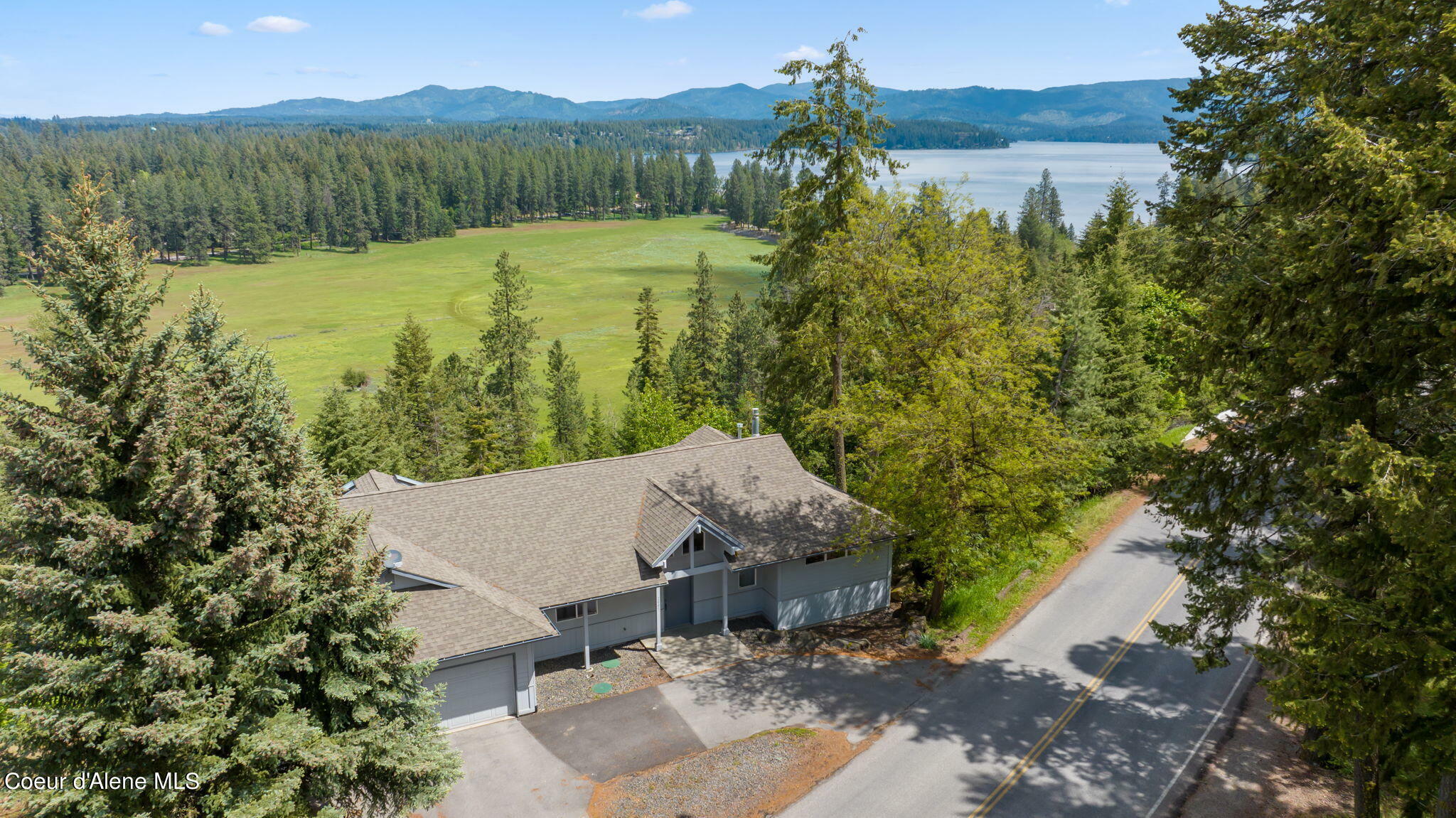 Property Photo:  2097 E Loch Haven Dr  ID 83835 