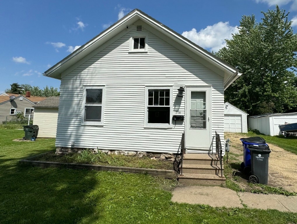 714 31st Street SE  Cedar Rapids IA 52403 photo