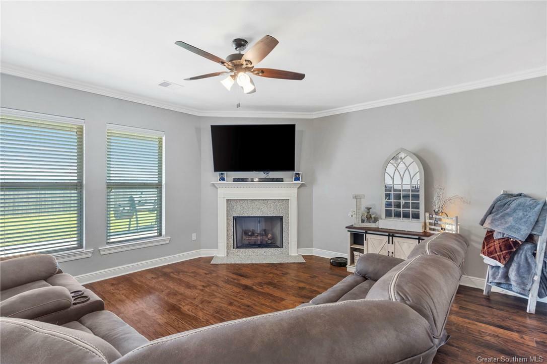 Property Photo: 4848 Alister Court LA 70647