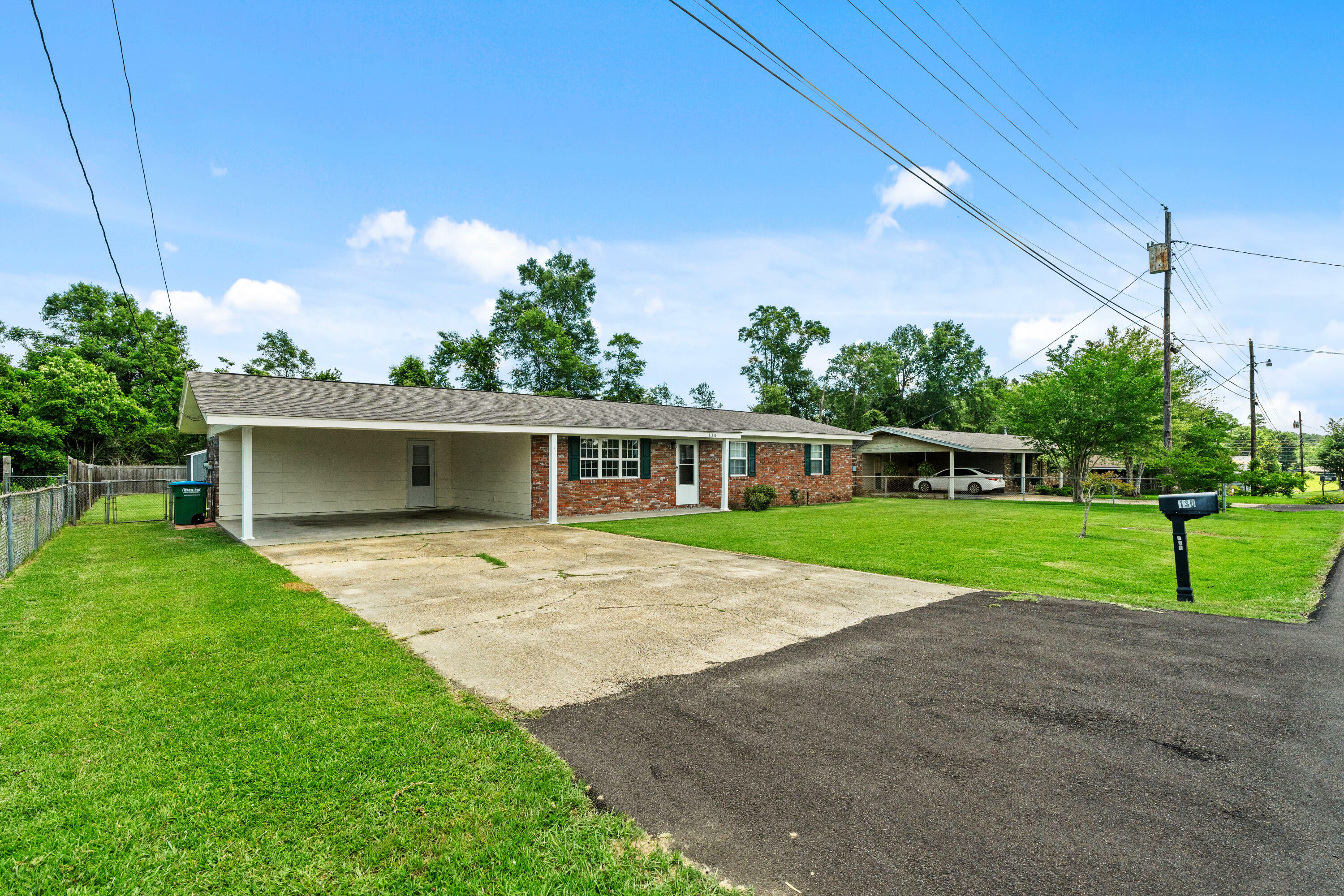 Property Photo:  130 Hyland Dr.  MS 39465 