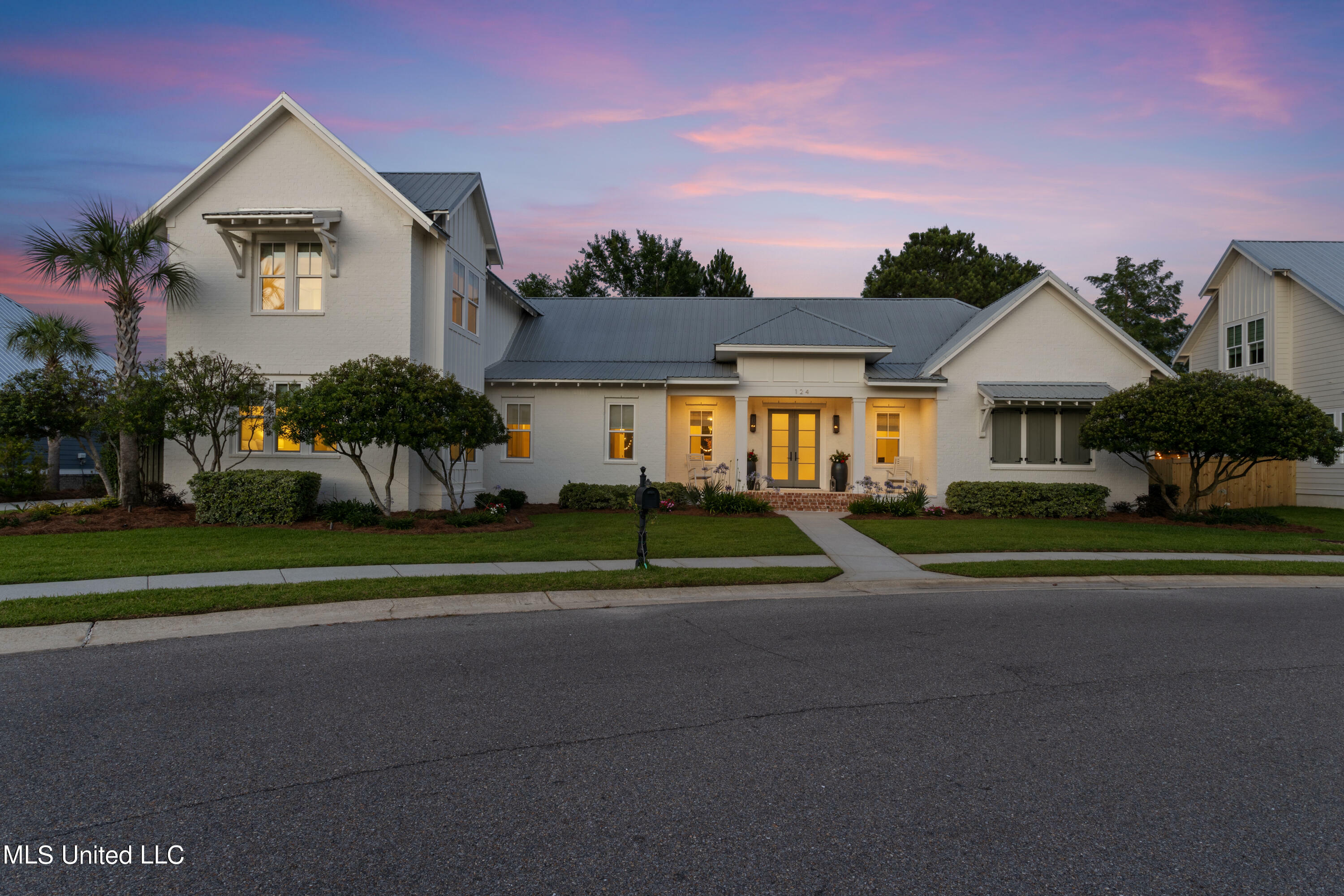 Property Photo:  124 Sea Salt Lane  MS 39564 