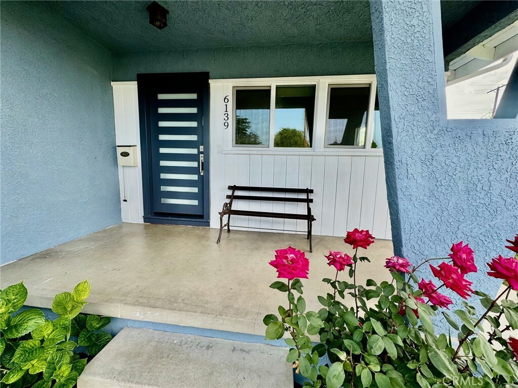 Property Photo:  6139 Sylvia Avenue  CA 91335 