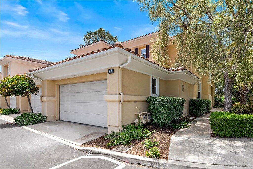Property Photo: 111 Via Vicini CA 92688