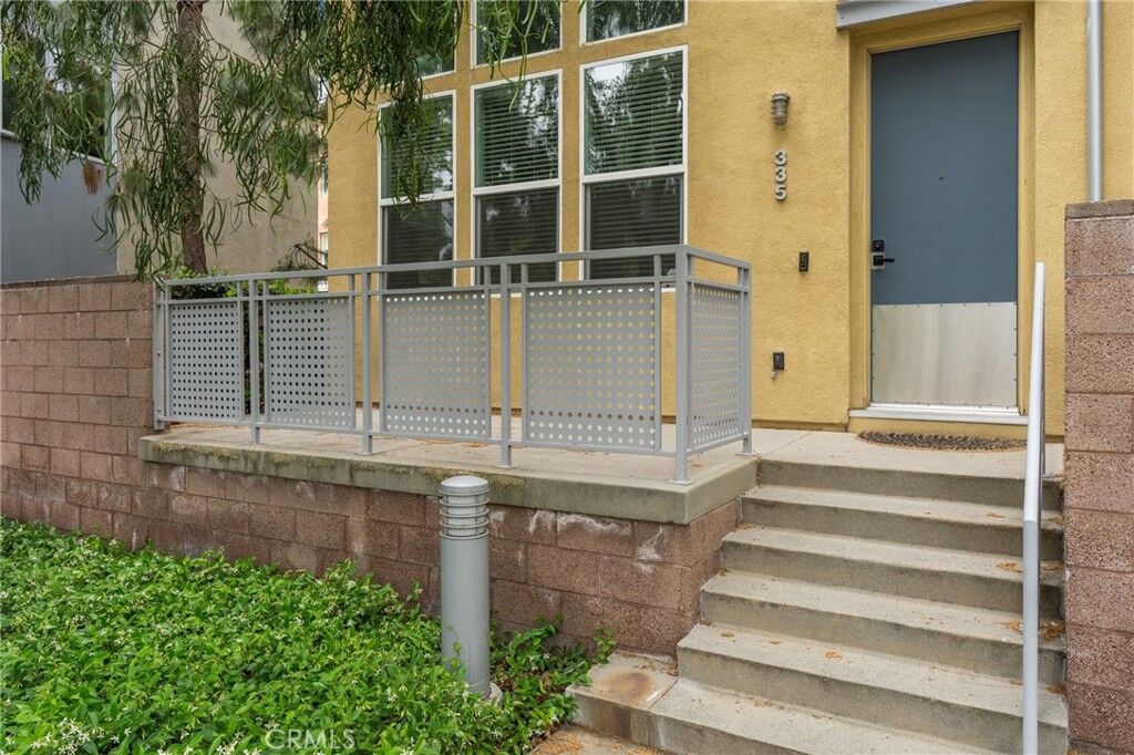 Property Photo:  335 Memory Lane  CA 92705 