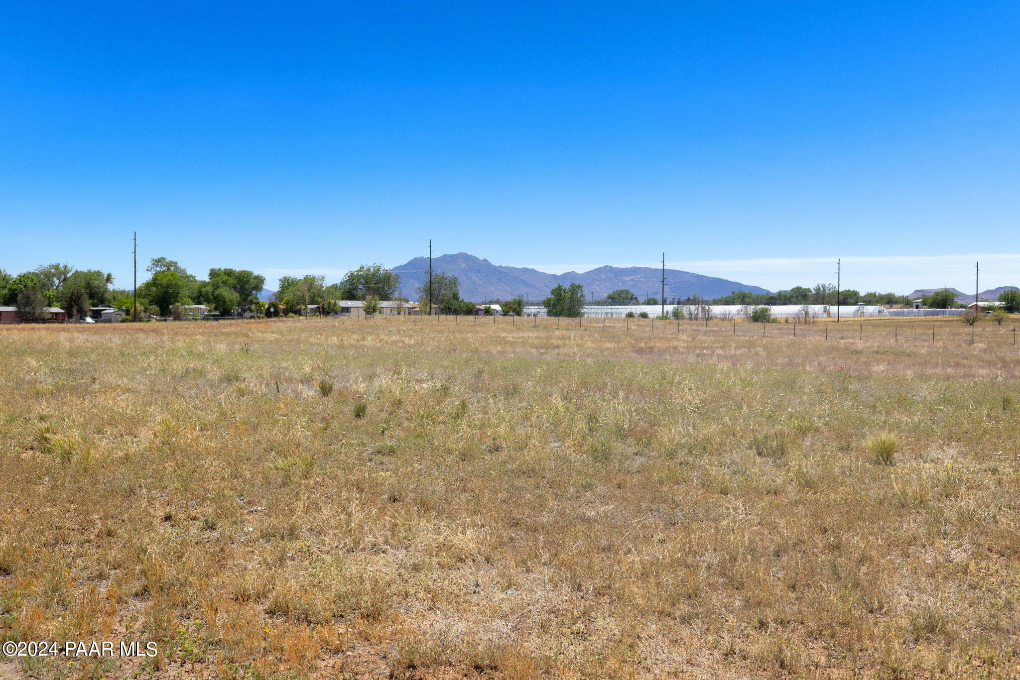 Property Photo:  1384 E Road 2 North  AZ 86323 