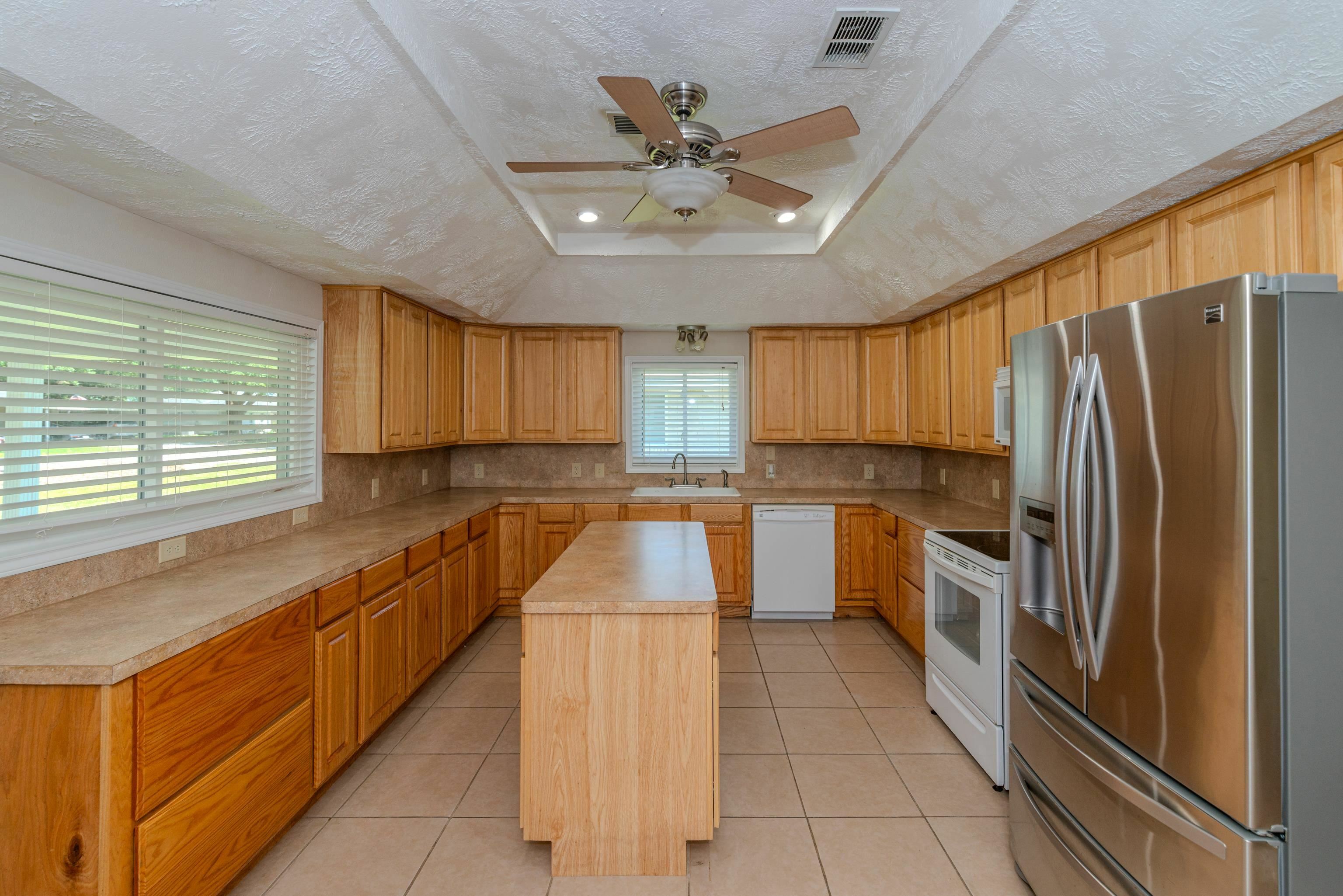 Property Photo:  320 Bell Avenue  TX 77611 