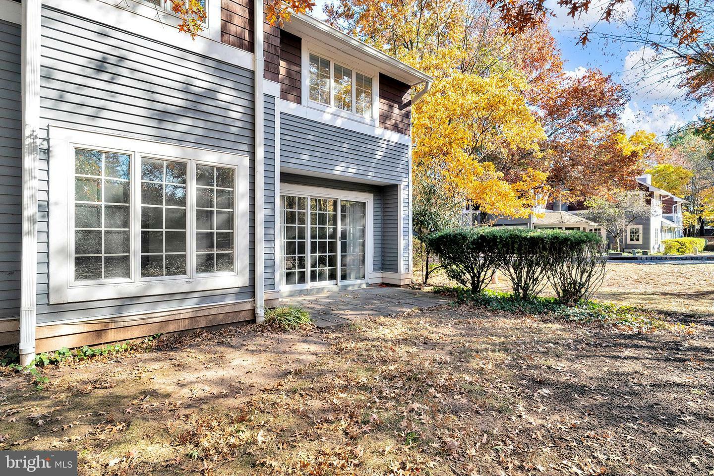 Property Photo:  12 Railroad Place  NJ 08534 