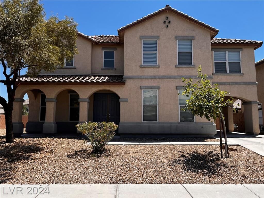 Property Photo: 5642 Clarendon Lane NV 89081