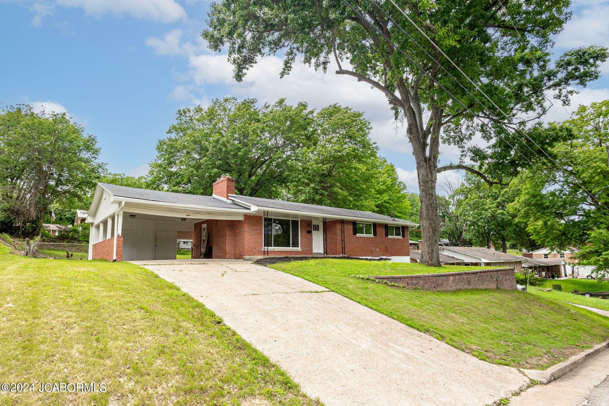 Property Photo:  1210 Major Drive  MO 65101 