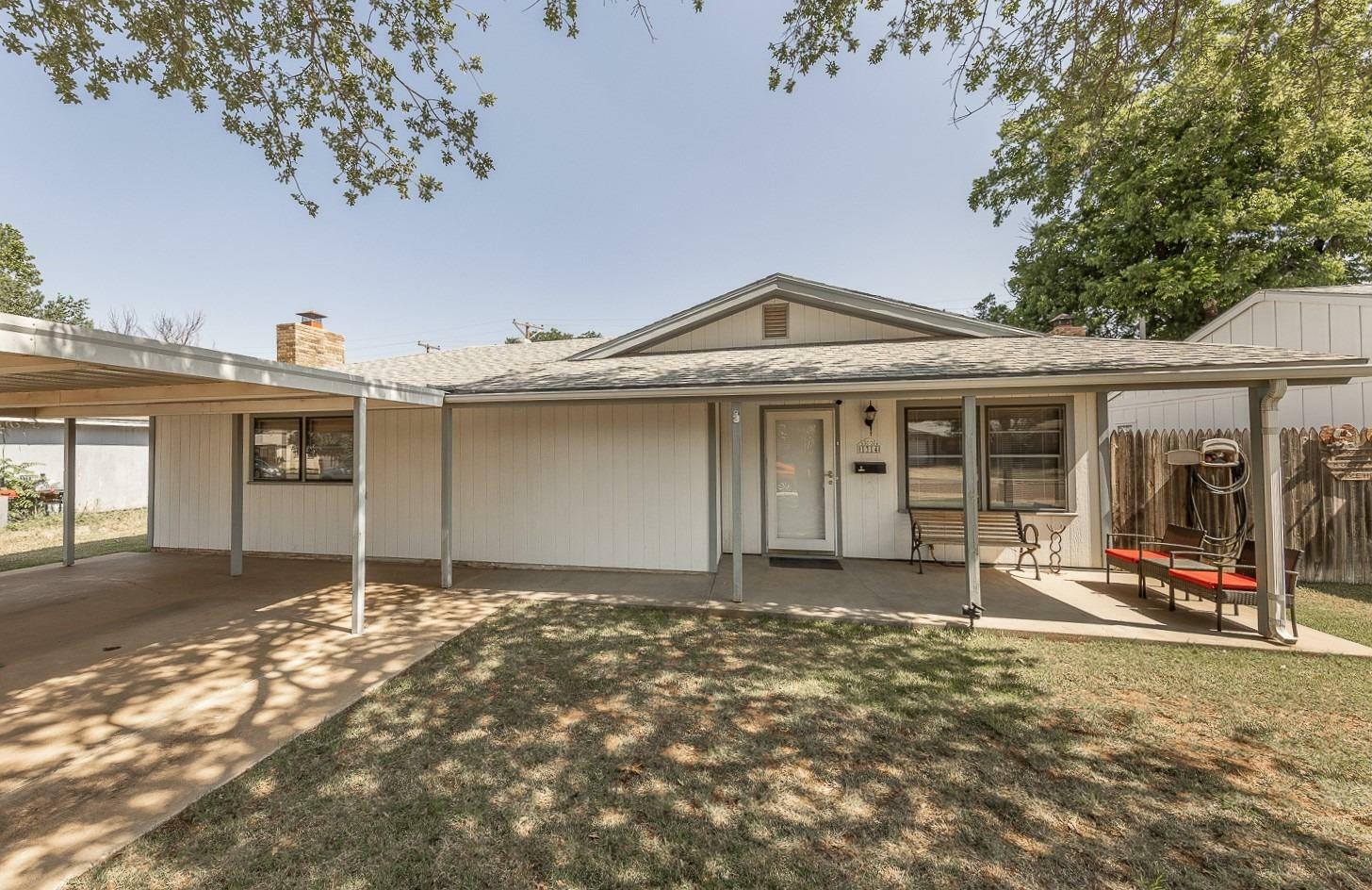 Property Photo:  1314 62nd Street  TX 79412 