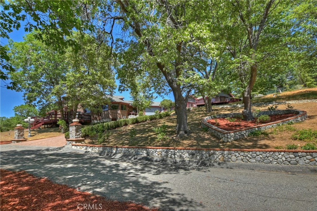 Property Photo:  1621 Lupin Road  CA 92352 