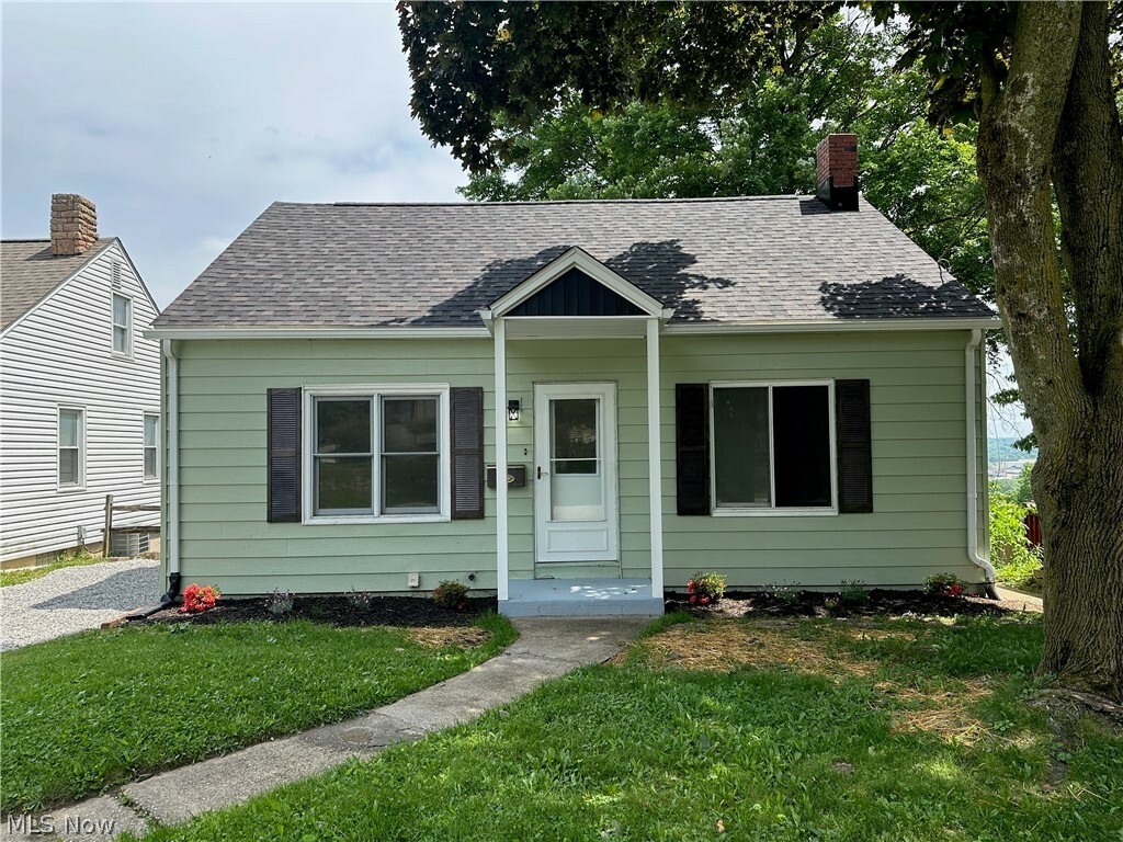 Property Photo: 1811 New York Street OH 44314