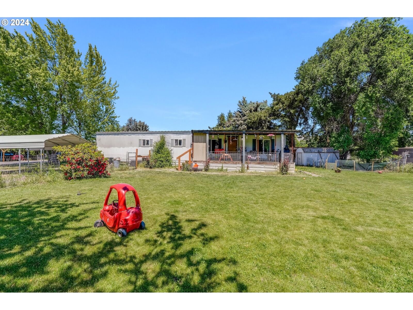 Property Photo:  1110 Dasso Ave  WA 98617 