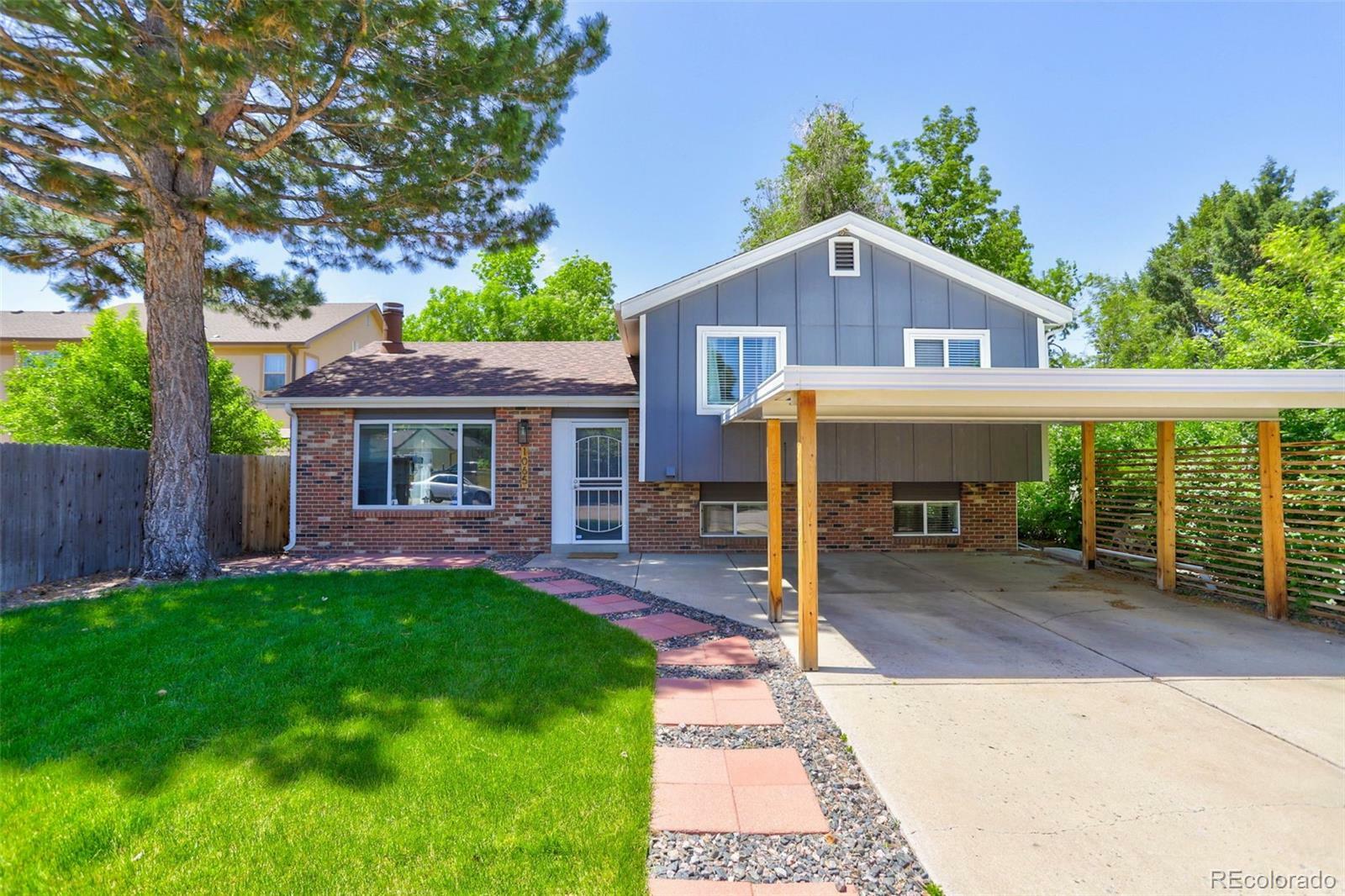 Property Photo: 1065 S Leyden Street CO 80224