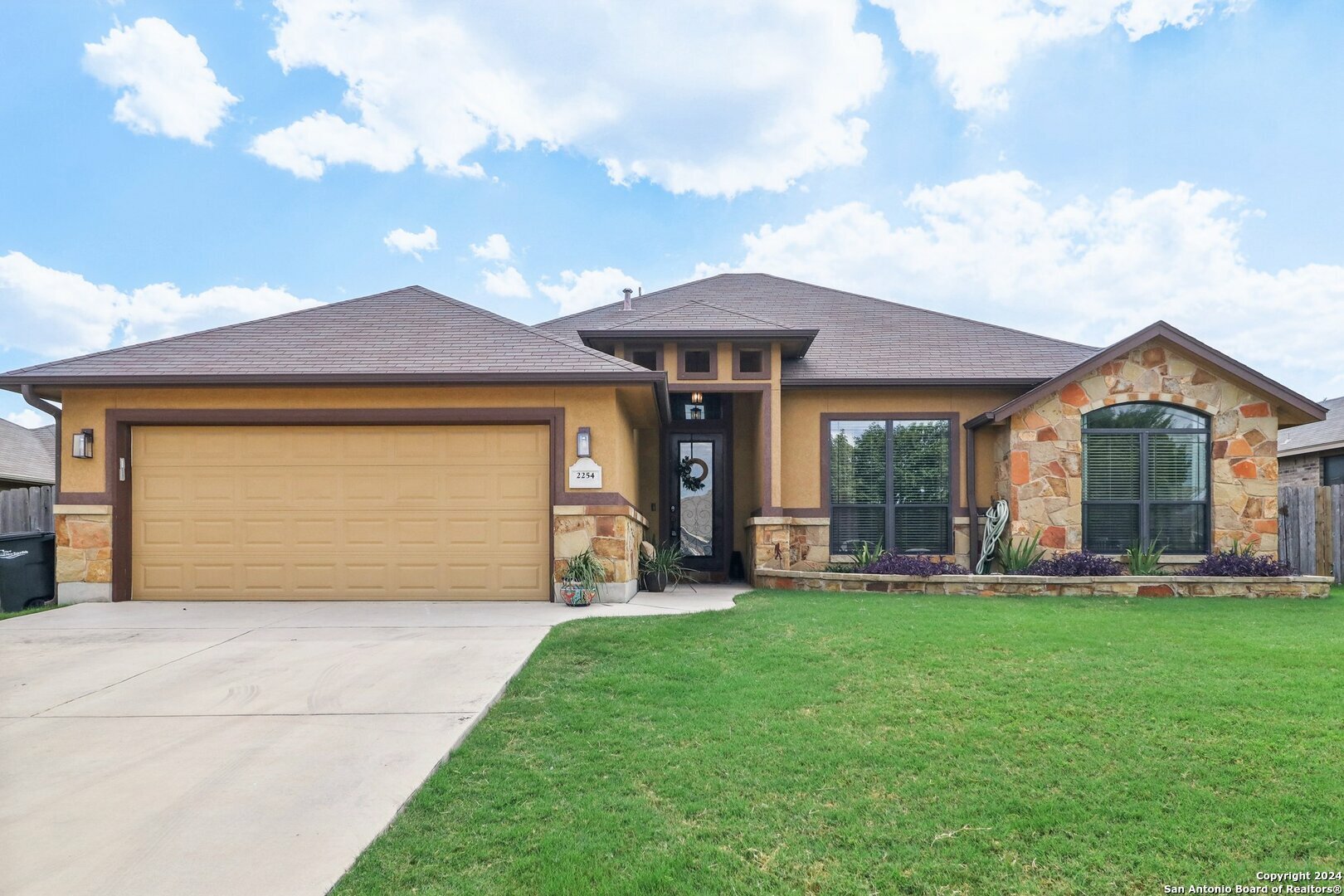 Property Photo:  2254 Sun Chase Blvd  TX 78130 