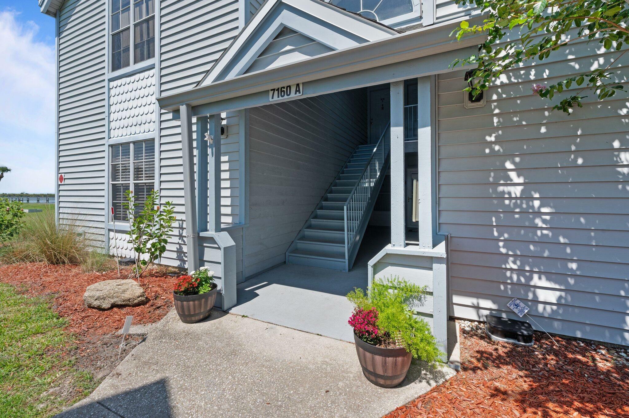 Property Photo: 7160 N Highway 1 FL 32927