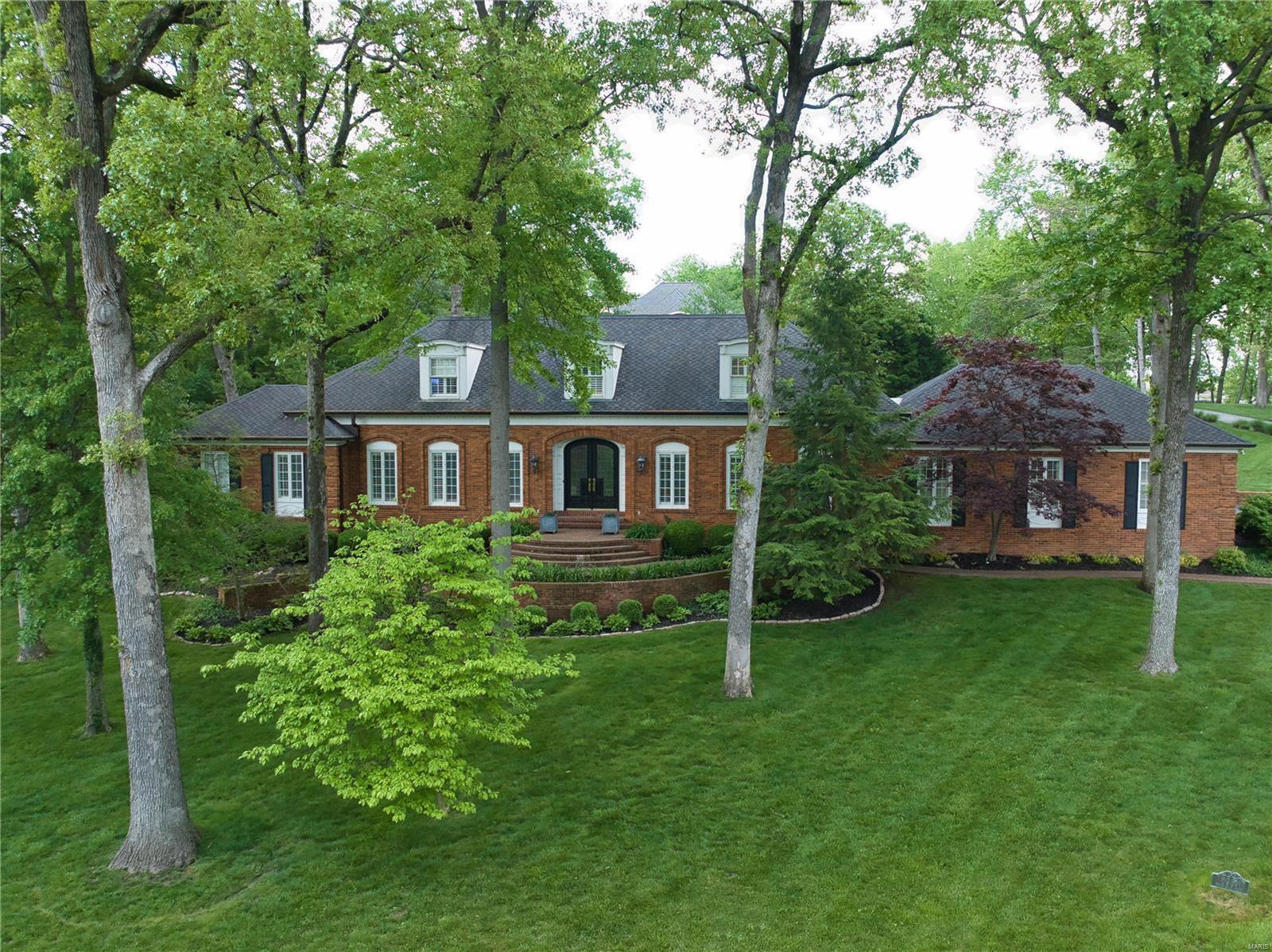 8989 Moydalgan Road  St Louis MO 63124 photo