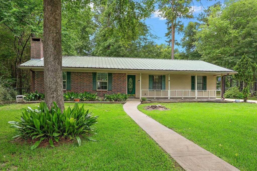 Property Photo:  155 Country Craft Road  TX 74904 