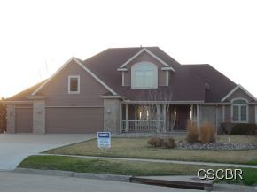 Property Photo:  4825 Bradford Lane  IA 51106 