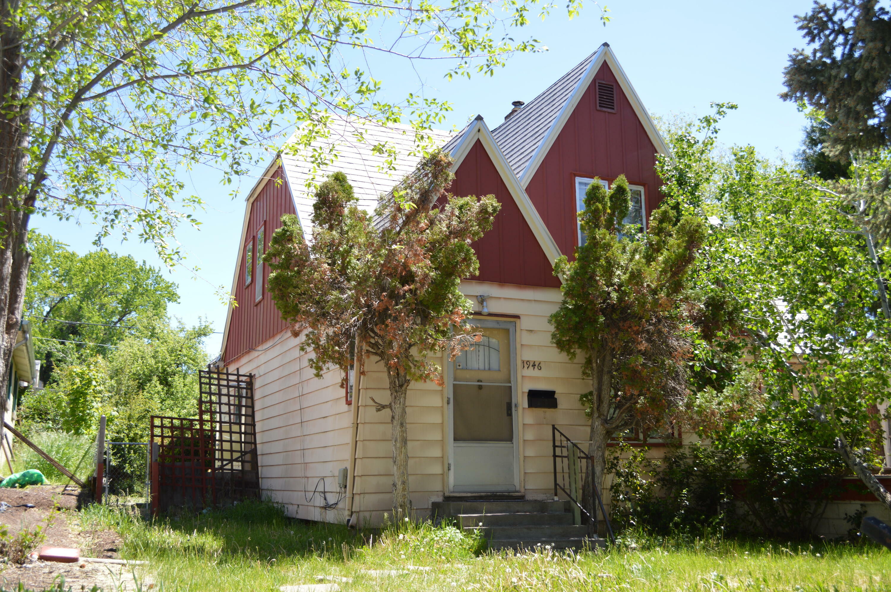 1946 Manzanita Street  Klamath Falls OR 97601 photo