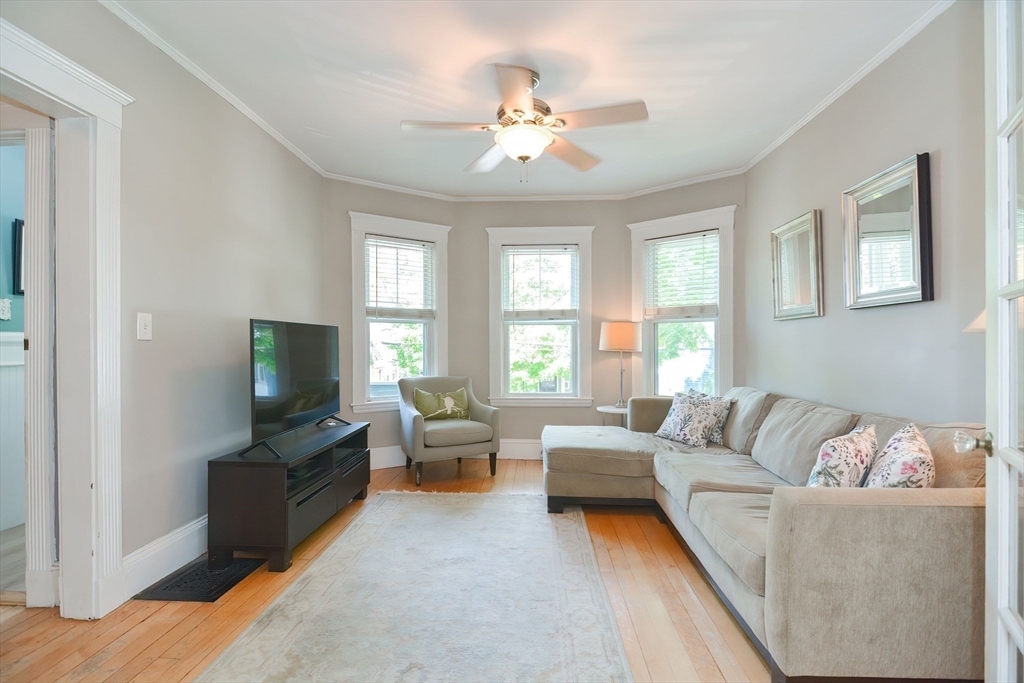 Property Photo:  184 Wachusett St 1  MA 02130 