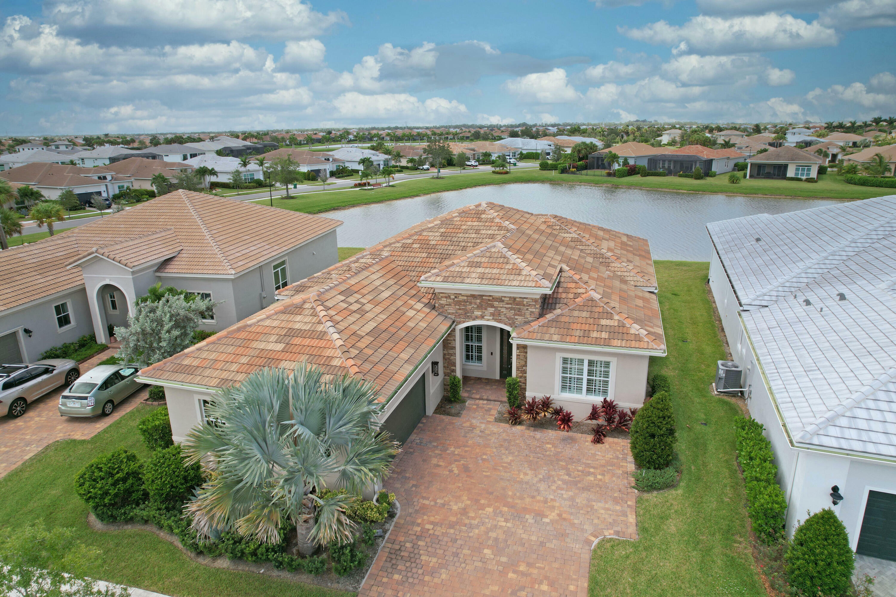 Property Photo:  9018 SW Matilda Way  FL 34987 