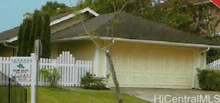Property Photo:  