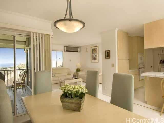 Property Photo: 128 Maunalanikai Place HI 96816