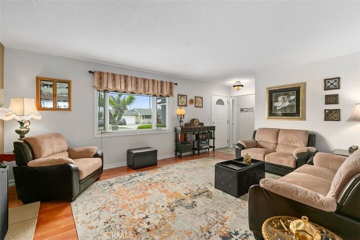 Property Photo:  13552 Chestnut Street  CA 92683