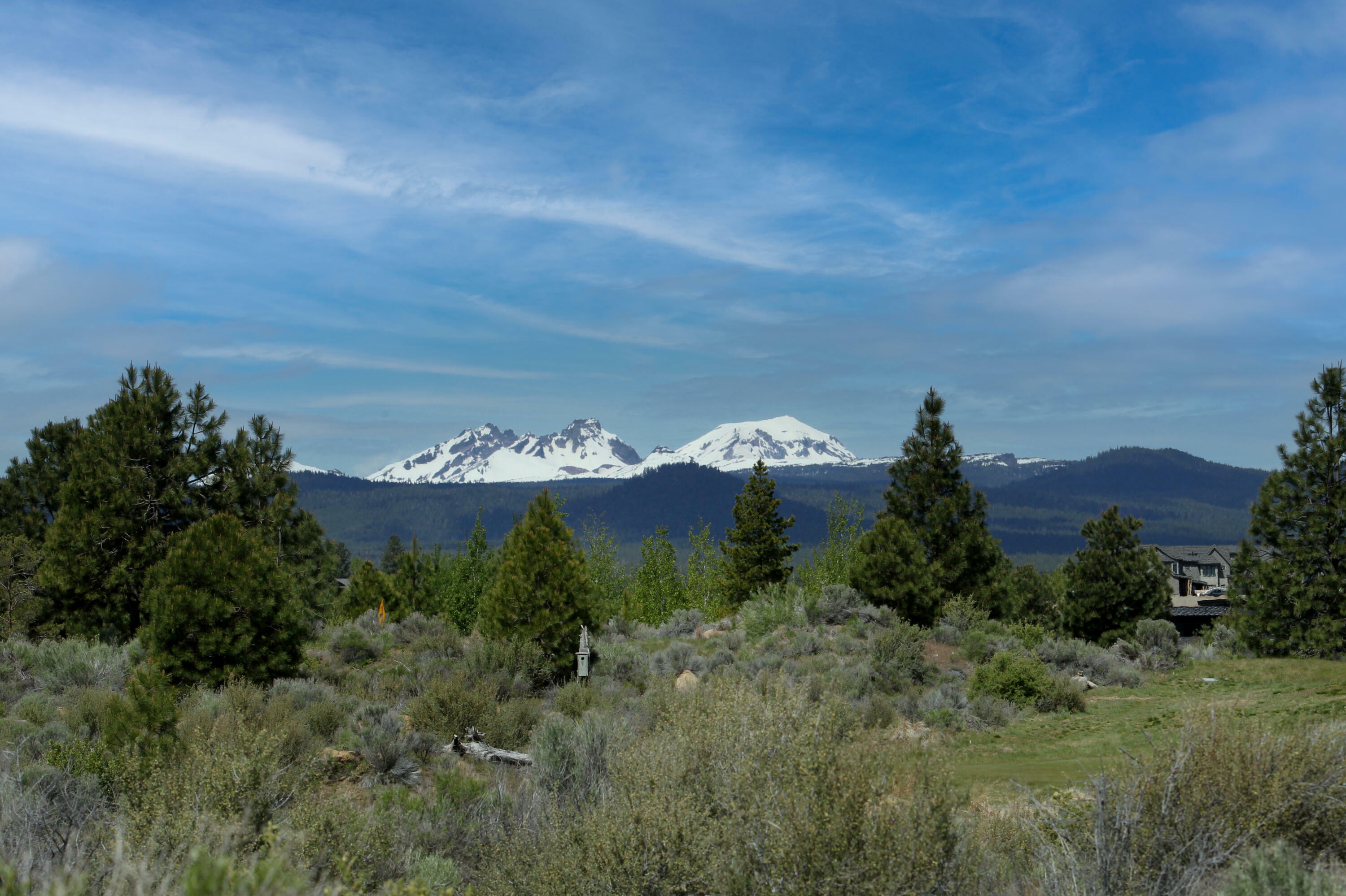Property Photo: 61623 Hosmer Lake Drive OR 97702