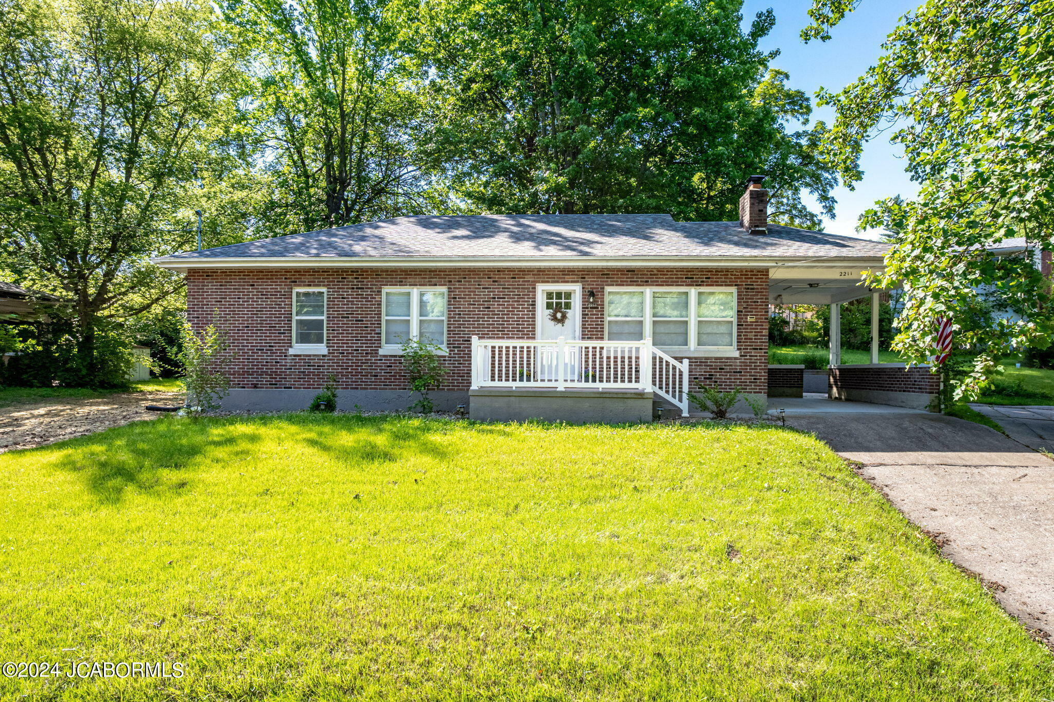 Property Photo:  2211 Marilyn Drive  MO 65109 