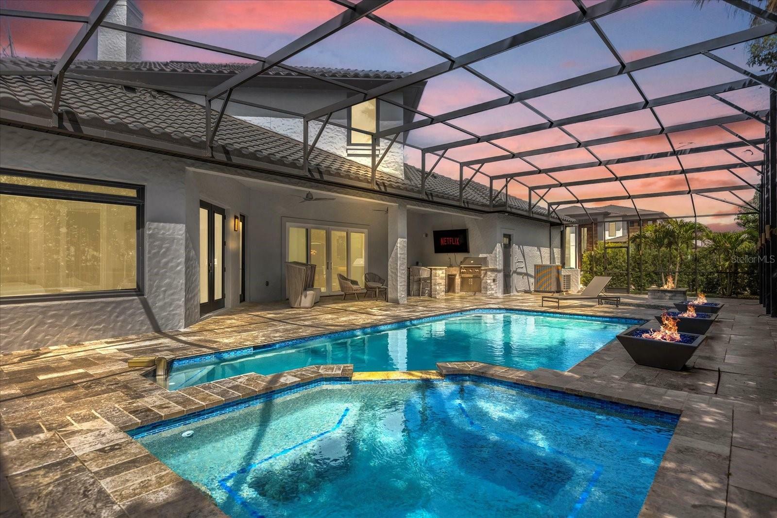 Property Photo: 5708 Emerington Crescent FL 32819