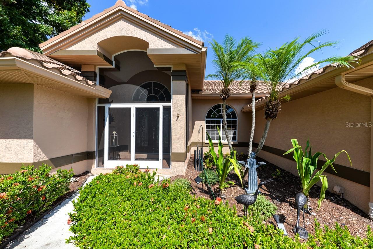 Property Photo:  579 Park Estates Square  FL 34293 
