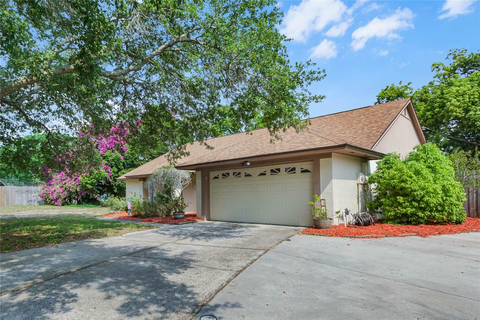 Property Photo:  7631 Jarvis Court  FL 32818 