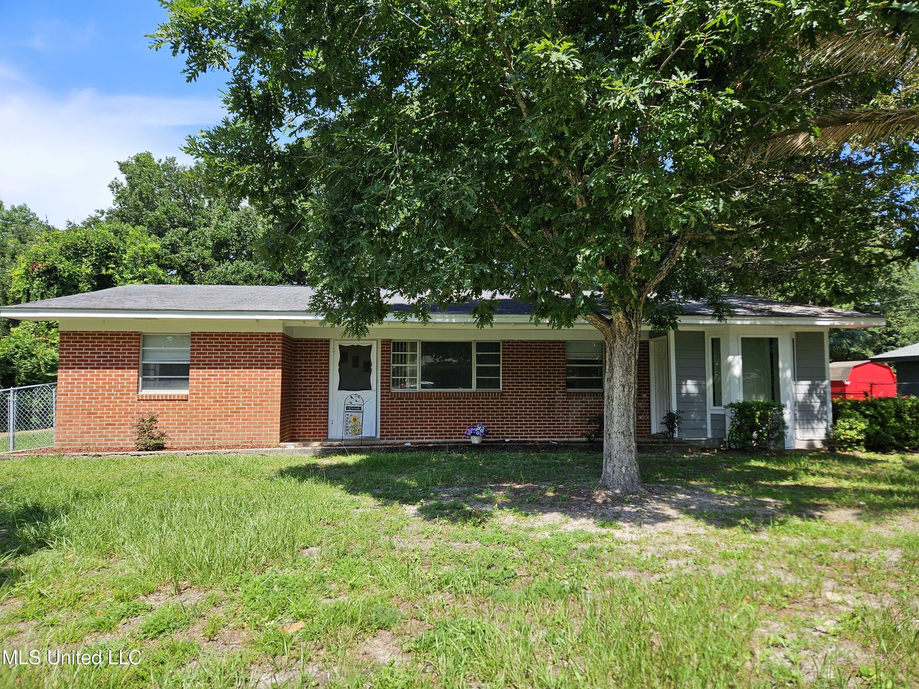 Property Photo:  341 Spratley Avenue  MS 39531 