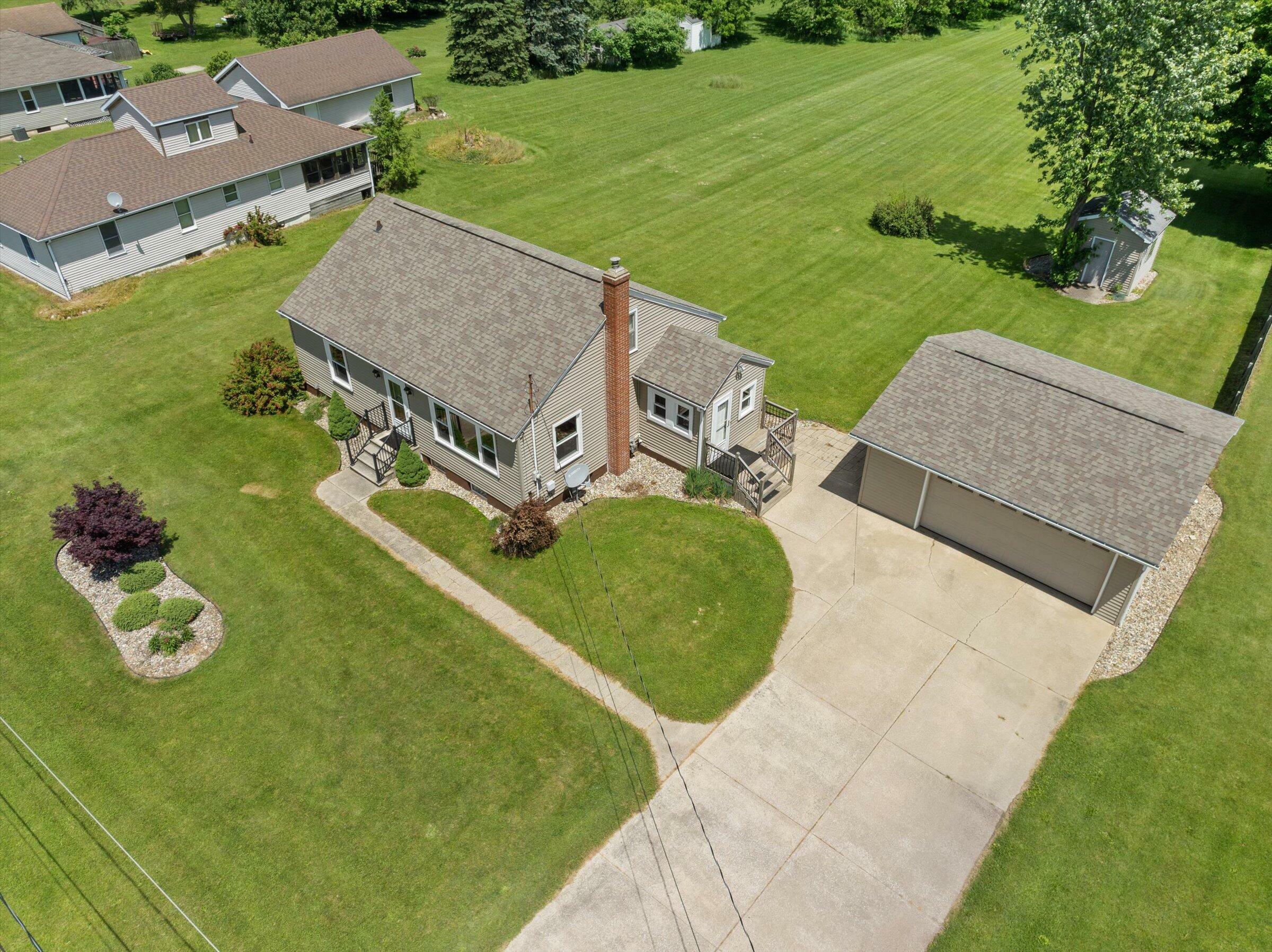 Property Photo: 69481 Section Street MI 49112
