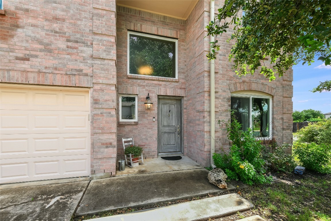 Property Photo:  400 Meadow Park Drive  TX 78626 