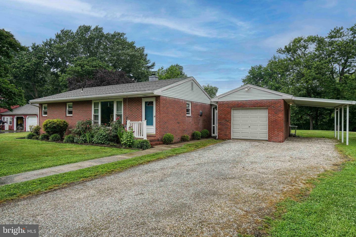 Property Photo:  105 Linthicum Drive  MD 21613 